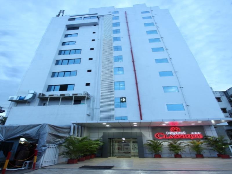 Hotel Classique Rajkot Exterior foto